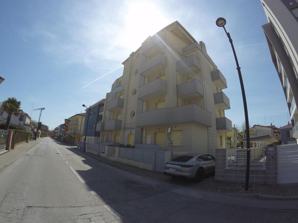 Apartmán Attico Margherita - Agenzia Cocal Caorle Exteriér fotografie